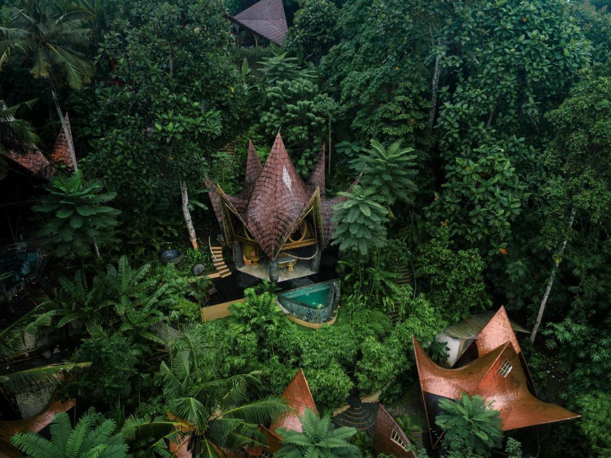 Hotel Suenyo Eco Retreat à Selemadeg Extérieur photo