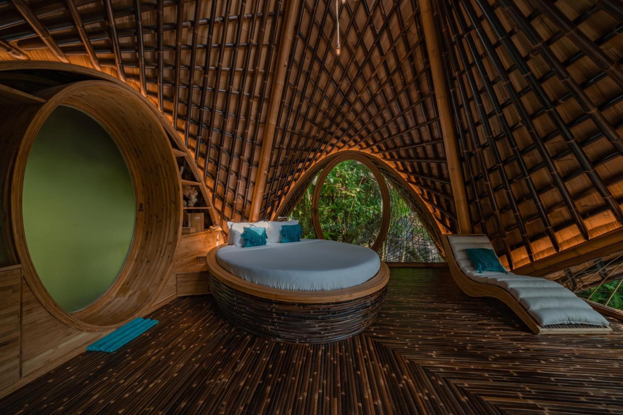 Hotel Suenyo Eco Retreat à Selemadeg Extérieur photo