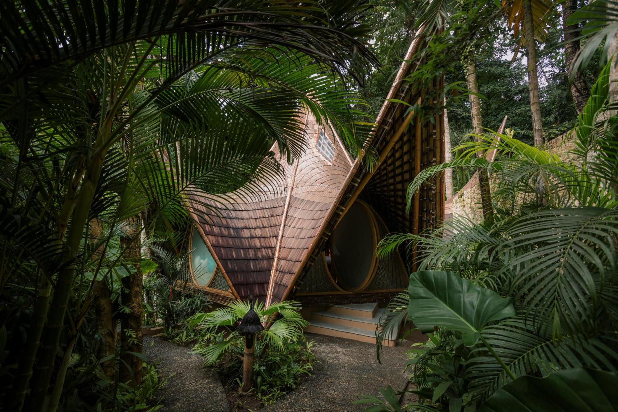 Hotel Suenyo Eco Retreat à Selemadeg Extérieur photo