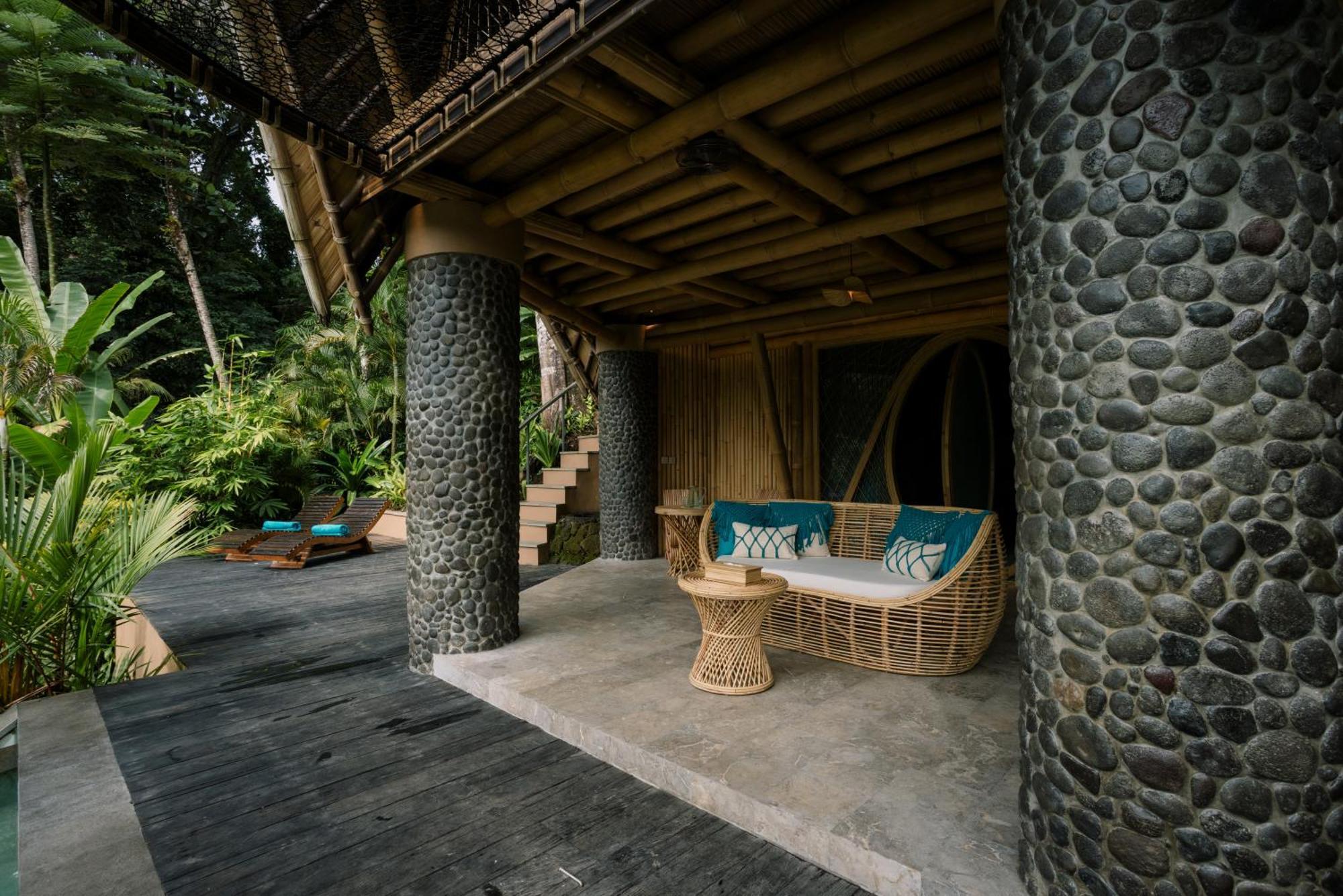 Hotel Suenyo Eco Retreat à Selemadeg Extérieur photo